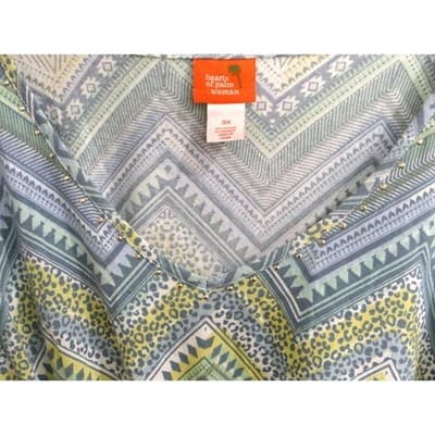 Hearts of Palm Woman Island Treasures 2018 Print V Neck Tie Front Blouse 3X - Thumbnail 3