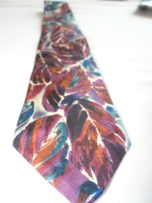 Vintage Salvatori Silk Leaf Pattern Tie - Perfect Accessory for Any Occasion - Thumbnail 3