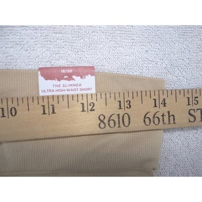 Cacique The Slimmer Ultra High-Waist Shapewear Shorts Beige Womens 18/20 NEW - Thumbnail 4