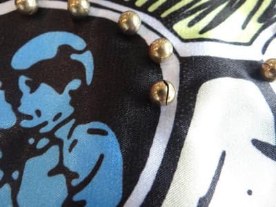 Vintage Young Romance Graphic T-Shirt - Thumbnail 5