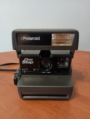 Vintage Polaroid 600 One Step Camera Black With Strap & Flash Camera Not Tested