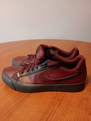 Nike Womens Low Shoes cd7002-600 Maroon Size 7 Leather Black Soles - Thumbnail 3