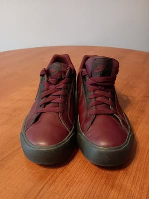 Nike Womens Low Shoes cd7002-600 Maroon Size 7 Leather Black Soles - Thumbnail 2