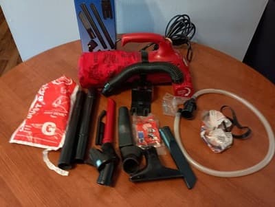 Dirt Devil by Royal Ultra Red Electric Hand Vac Handheld Vacuum M08230 WORKS