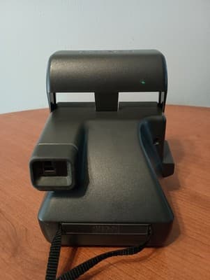 Vintage Polaroid 600 One Step Camera Black With Strap & Flash Camera Not Tested - Thumbnail 3