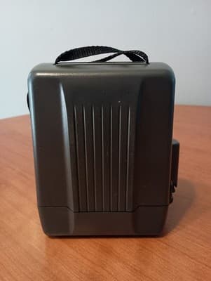 Vintage Polaroid 600 One Step Camera Black With Strap & Flash Camera Not Tested - Thumbnail 7