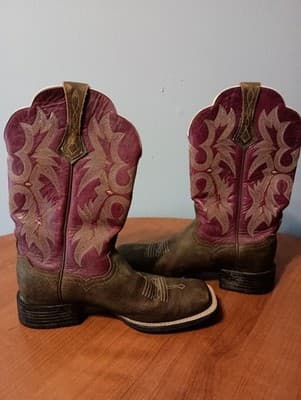 Ariat womens Tombstone Western Boots - Broad Square Toe size 7B maroon - Thumbnail 6