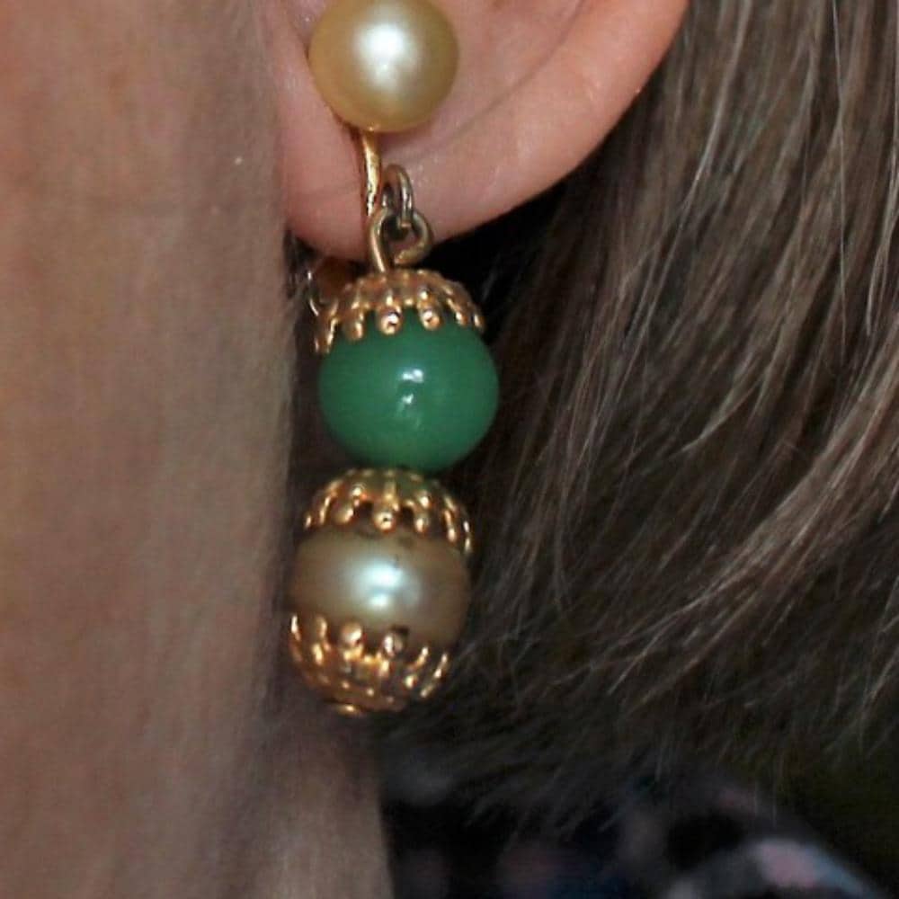 CELEBRITY vintage jade & pearl clip earrings - Thumbnail 4