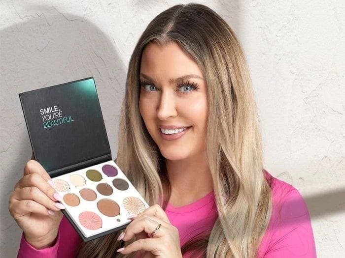 OFRA X HOT MESS Momma New in Box Palette - Thumbnail 3