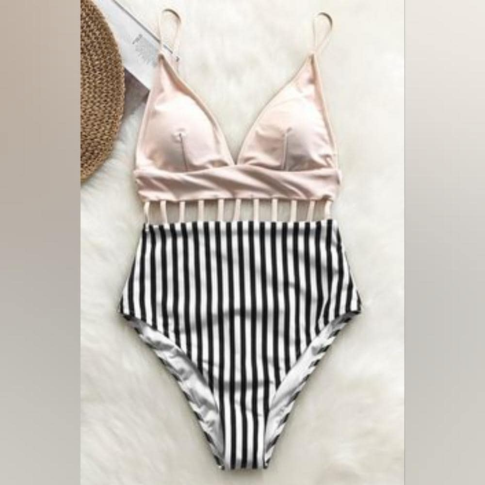 Cupshe NWT Swim Suit Bathing Suit~ One-piece Size S - Thumbnail 5