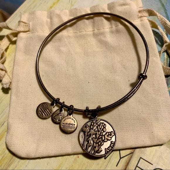 Alex & Ani “Aunt” Charm Bracelet - Thumbnail 4