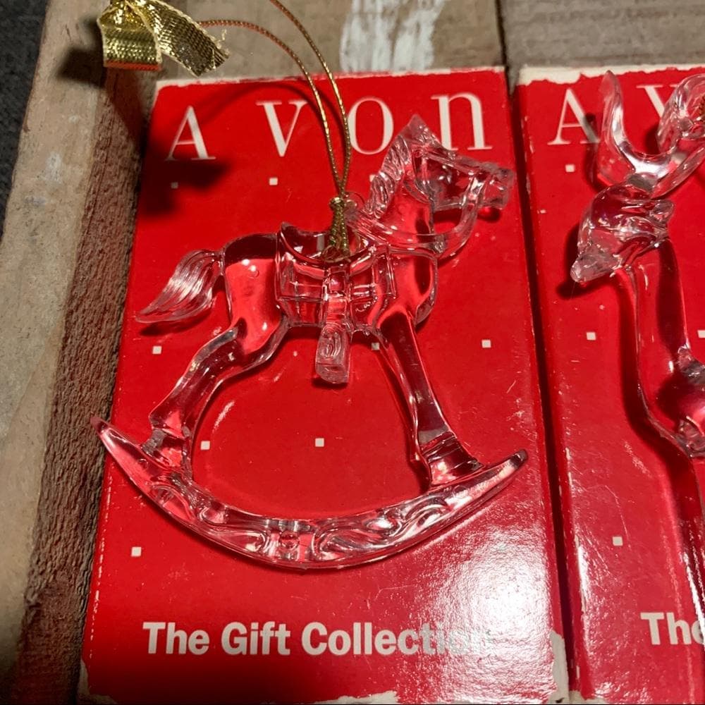 Vintage ‘Images of Christmas’ Ornaments - Thumbnail 4