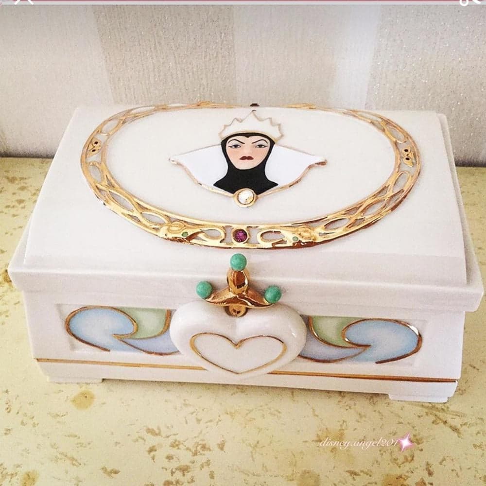Walt Disney LENOX Showcase Collection THE HUNTSMAN'S Box Snow White~ Evil Queen