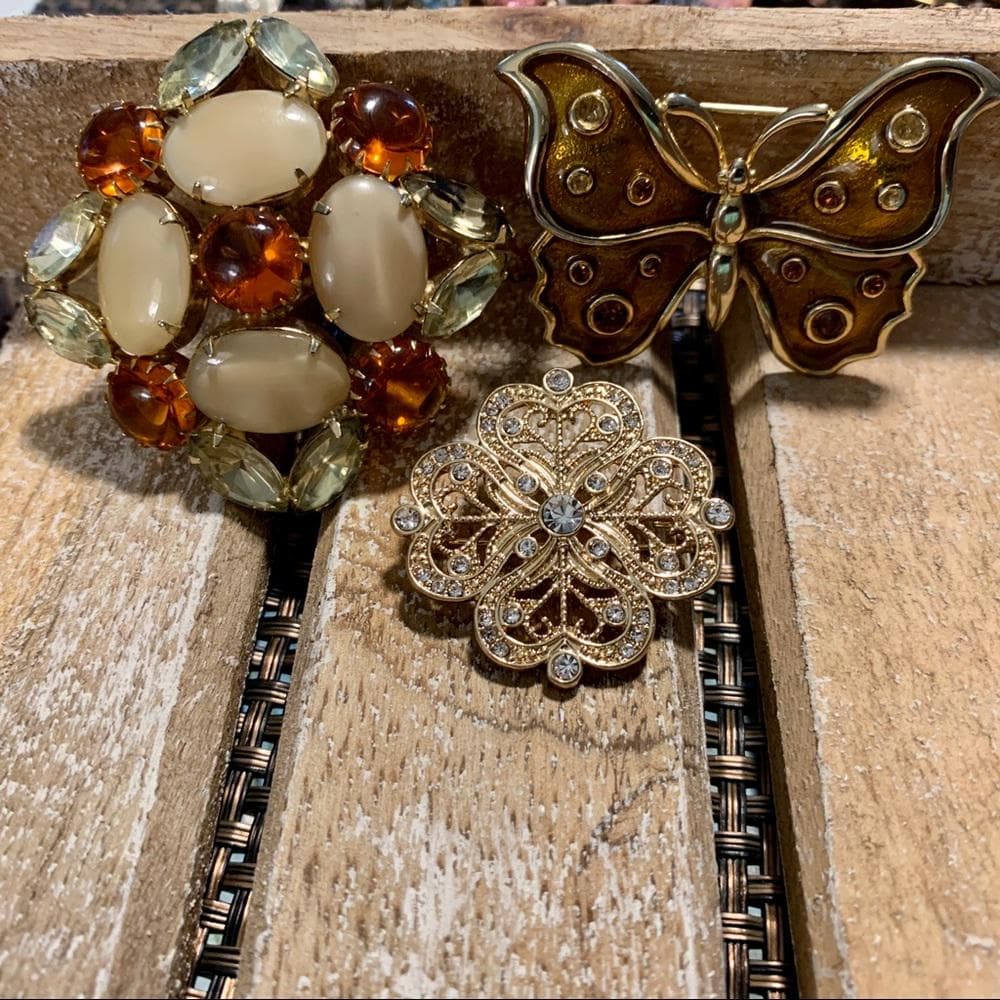 Vintage Delizza & Elster Amber/Clear/Milky Rhinestone and Cabochon Juliana Brooch - Thumbnail 4
