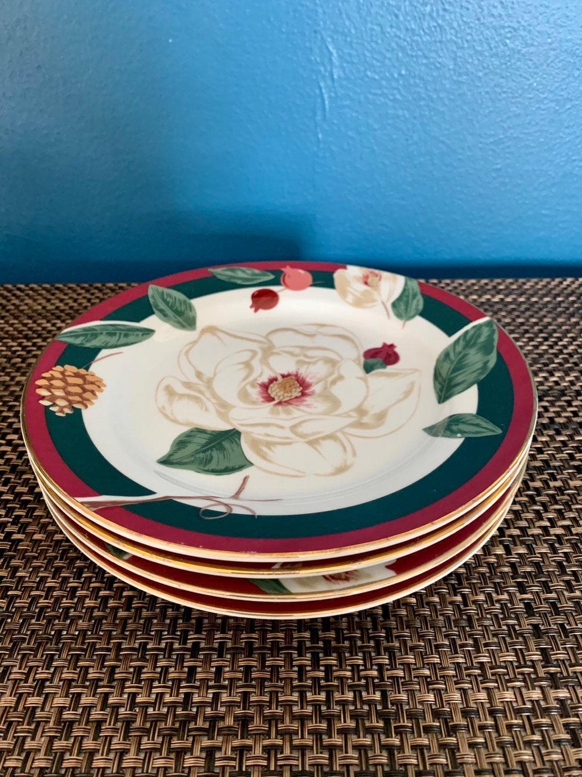 Vintage Christmas Tienshan China 'Magnolia' - Set of 4 - Thumbnail 3