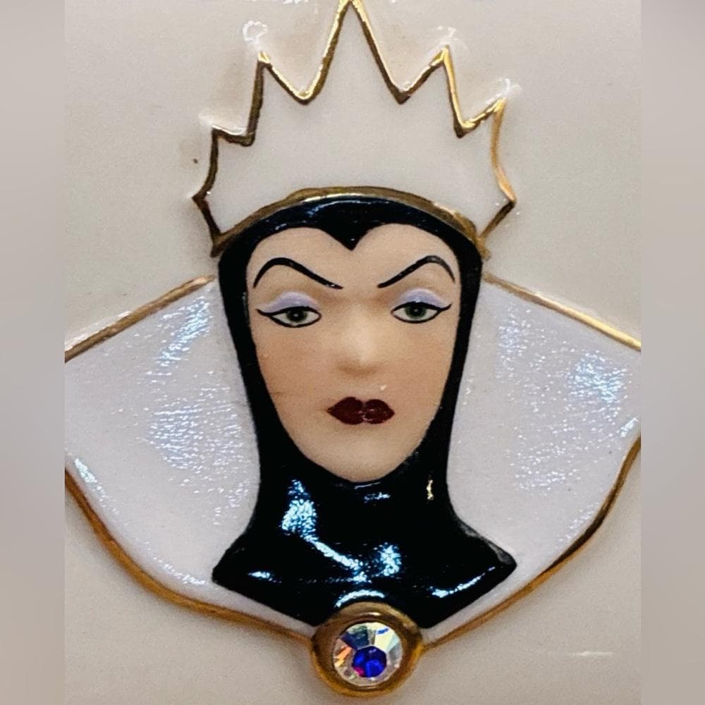 Walt Disney LENOX Showcase Collection THE HUNTSMAN'S Box Snow White~ Evil Queen - Thumbnail 4