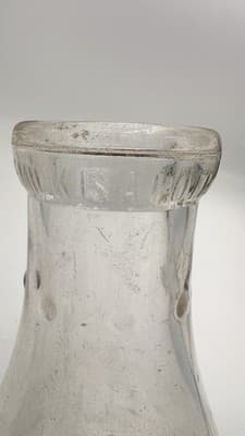 Tilton's City Dairy 805 Second Ave Asbury Park N.J. Quart Milk Bottle - Thumbnail 4