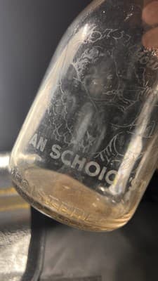 Vintage Van Schoick’s Pleasant Farm Dairy 1 Quart Milk Bottle Point Pleasant NJ - Thumbnail 5