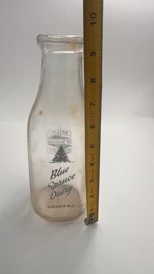 Blue Spruce Dairy Freehold NJ New Jersey one quart milk bottle ( rare) - Thumbnail 8