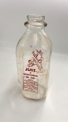 Paulus Dairy - One Quart Milk Bottle New Brunswick New Jersey - Thumbnail 3