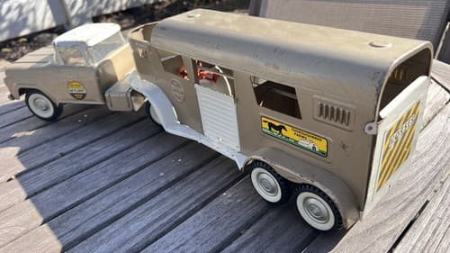 Vintage 1960’s Nylint #6300 “Thoroughbred Farms” Pressed Steel Horse Truck & Trl - Thumbnail 9