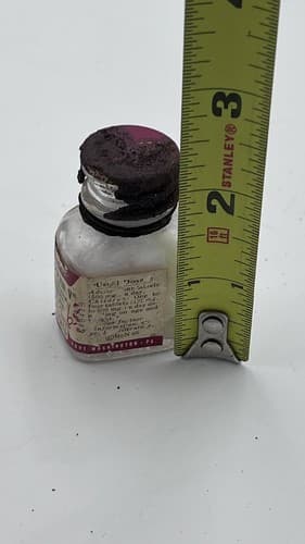 RARE Vintage Grifulvin McNeil Clear Glass Medicine Bottle as display/collectible - Thumbnail 7