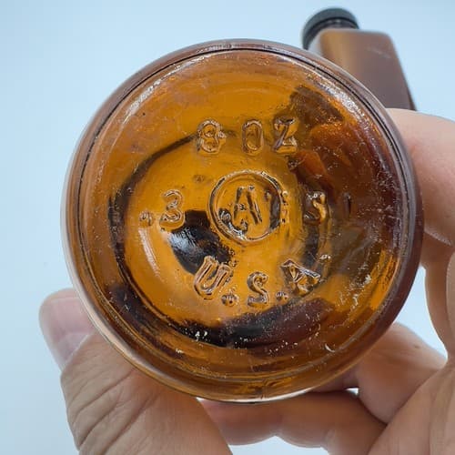 Lot of 2 Early Amber Apothecary Medicine Bottles with lids - Thumbnail 4