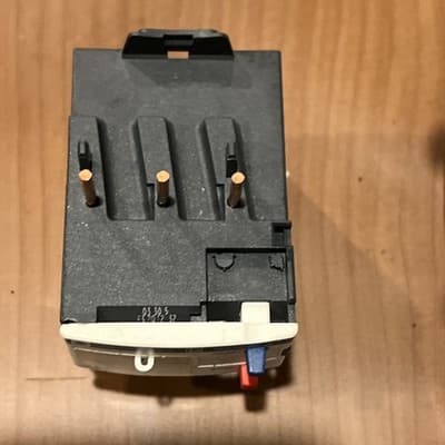 Schneider Electric LRD14 Thermal Overload Relay 600V 7-10Amp - Thumbnail 3