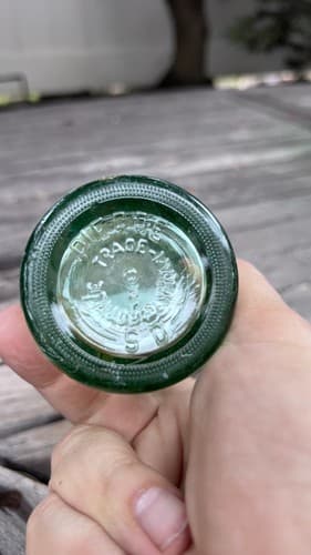 Vintage Coca Cola 6 1/2 oz Soda Bottle Hobble Skirt Green Glass Pierre SD - Thumbnail 3