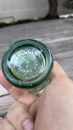 Vintage Coca Cola 6 1/2 oz Soda Bottle Hobble Skirt Green Glass Pierre SD - Thumbnail 2
