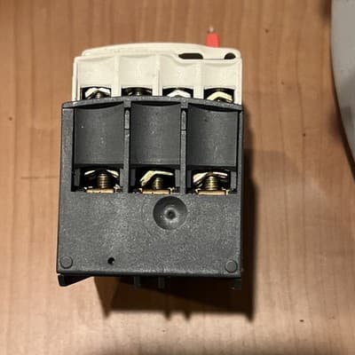 Schneider Electric LRD14 Thermal Overload Relay 600V 7-10Amp - Thumbnail 4