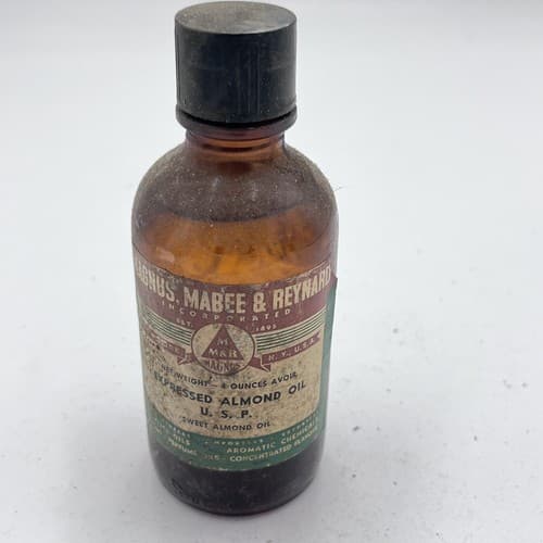 Vintage Magnus, Mabee & Reynard Expressed Sweet Almond Oil Full Bottle 4oz