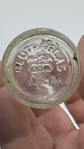 1940-50s Neutraglas Serum Apothecary Medicine Bottle Embossed Vintage #7 - Thumbnail 4