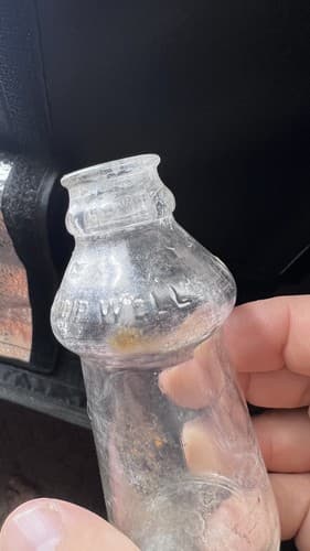 Vintage Easy Dip Embossed Glass bottle empty - Thumbnail 4