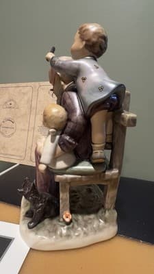M.J.Hummel Goebel At Grandpa's #51 Figurine with COA & Box - Thumbnail 5