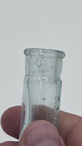 SCARCE TINY 1890'S DR. COLE'S CATARRH CURE PATENT MEDICINE BOTTLE - Thumbnail 6