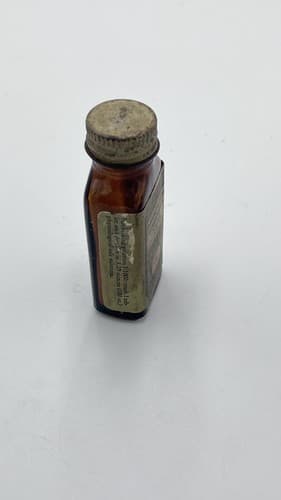 Vintagae ACRIFLAVINE LILLY Amber Medicine Bottle , EMPTY , NO Contents - Thumbnail 4