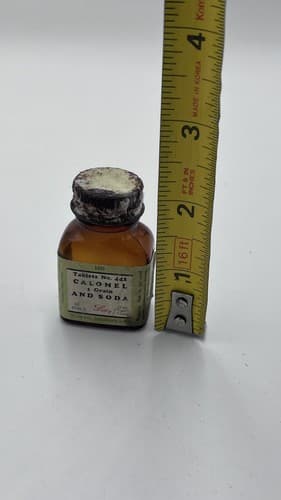 RARE Vintage Bottle of Calomel by Eli Lily & Company #442 , EMPTY - Thumbnail 6