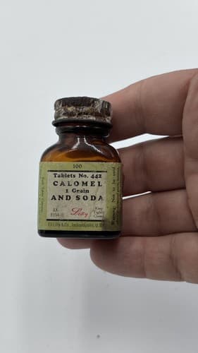 RARE Vintage Bottle of Calomel by Eli Lily & Company #442 , EMPTY - Thumbnail 2