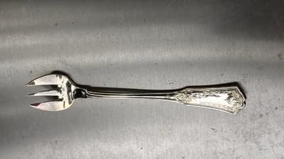 Dessert/Cake Fork Empire Chambly Silverplate France 5.5" - Thumbnail 5