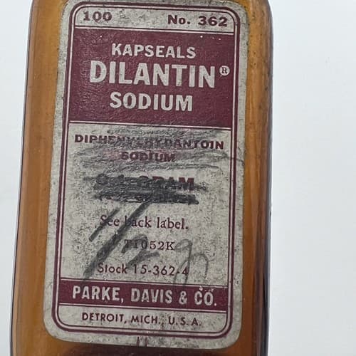 Vintage Medicine Bottle, Dilantin Parke Davis 362 EMPTY 4" - Thumbnail 2