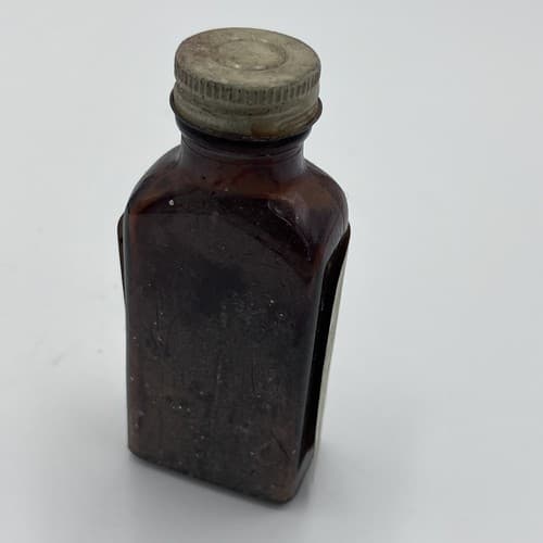 Vintage Medicine Bottle, Eli Lilly Aminopyrine EMPTY 4.5" #99 - Thumbnail 3