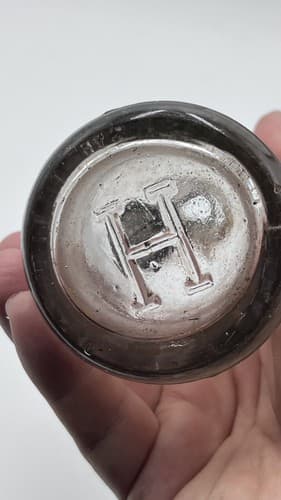 Rare Antique Glass Bottle Henry Haussling Newark N.J 7.25" Tall - Thumbnail 4