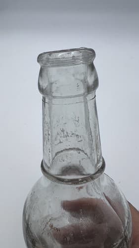 RARE Antique 1918 Newark Soda Water Co bottle Embossed 7 oz - Thumbnail 4