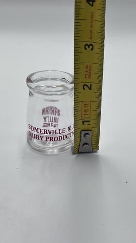 VINTAGE 1950 RARITAN VALLEY FAMRS SOMMERVILLE NJ DAIRY MINIATURE MILK BOTTLE - Thumbnail 6