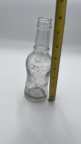 RARE Antique 1918 Newark Soda Water Co bottle Embossed 7 oz - Thumbnail 7