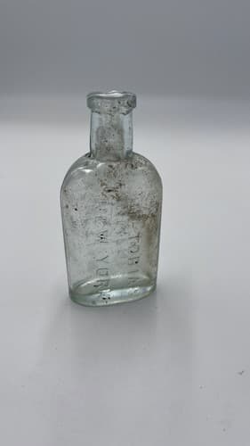 DR. TOBIAS NEW YORK VENETIAN LINIMENT OLD MEDICINE BOTTLE - Thumbnail 2
