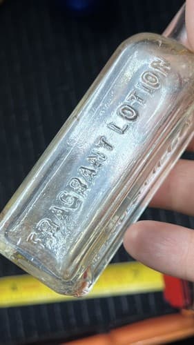 Nice Antique Holme's Fragrant Frostilla Hand Lotion Bottle Elmira NY 1910s Clear - Thumbnail 5