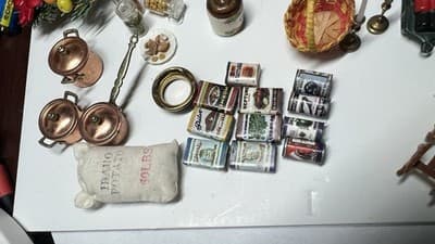 Huge Lot Dollhouse Miniature Accessories - Thumbnail 6