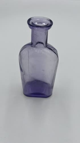 Amethyst Pharmacy W.T.C. (?) Bottle Old Purple Apothecary - Thumbnail 3